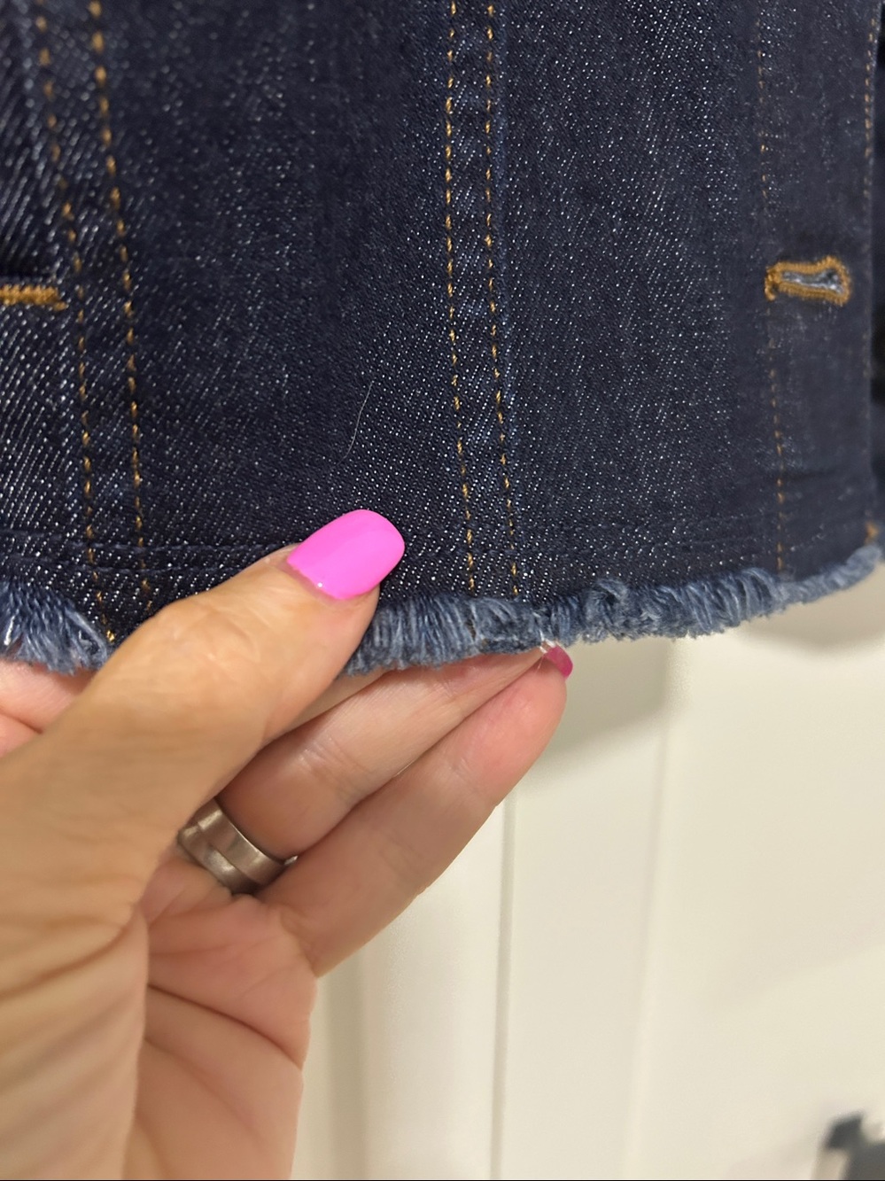 NWOT Susan Graver Stretch Denim Jacket with Unfinished Hem - Picture 8 of 11